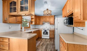 500 W SUNSET Ave, Appleton, WI 54911