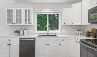 7154 Timbercreek Dr, Allendale, MI 49401