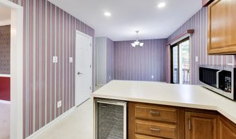 6619 IRVIN Pl, Alexandria, VA 22312