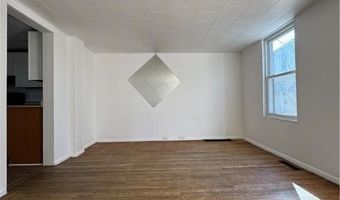 940 Oak St, Allentown, PA 18102