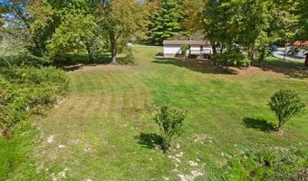 203 Edgewood St, Ballard, WV 24918