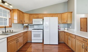 712 Taylor Ln, Albion, IN 46701