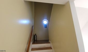 692 Mill St, Belleville, NJ 07109