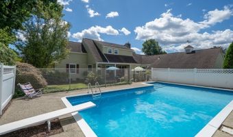 71 Reservoir Ave, Andover, NJ 07801