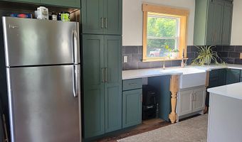 51 Jericho Rd, Berlin, NH 03570