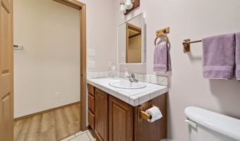 517 ROSICHELLI Dr, Brookings, OR 97415