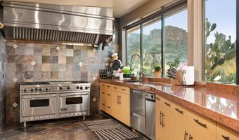 36631 N Peaceful Pl, Carefree, AZ 85377