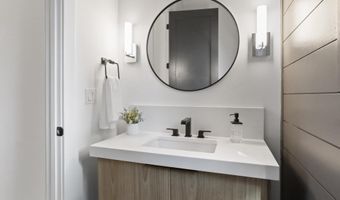 3644 N VERMONT St, Arlington, VA 22207