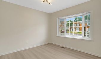 4112 CENTURY Ct, Alexandria, VA 22312