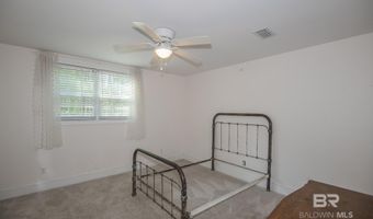 151 Mockingbird Ln, Atmore, AL 36502