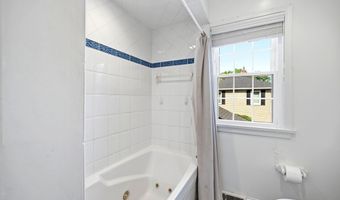 195 Shawnee Trl, Aurora, OH 44202