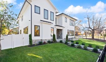 3108 6TH St N, Arlington, VA 22201