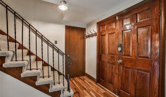 212 Robin Rd, Amherst, NY 14228
