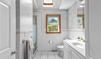 28 Alton Ave, Cumberland, RI 02864