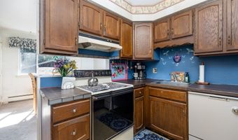 200 Woodmont Ave 98, Bridgeport, CT 06606