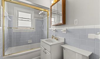 9892 Hubert Ave, Allen Park, MI 48101