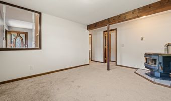 212 Rockwell Ave, Bristol, CT 06010