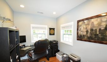6317 EVERGLADES Dr, Alexandria, VA 22312