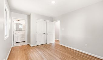 2123 N EARLEY St, Alexandria, VA 22302