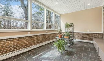 2891 Gale Rd, Ann Arbor, MI 48105