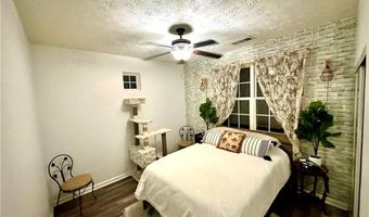 968 Windcroft Cir NW, Acworth, GA 30101