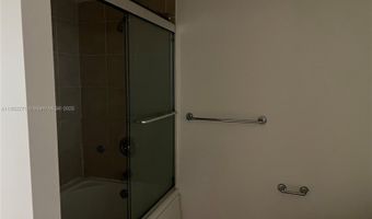 19501 W Country Club Dr 1411, Aventura, FL 33180