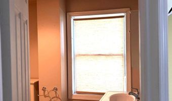 539 W KINGS Hwy, Audubon, NJ 08106