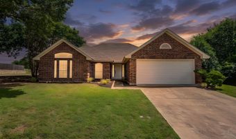 425 Hillside Dr, Aledo, TX 76008