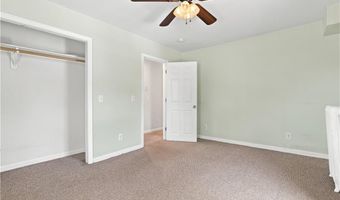 82 Dyer Ave, East Providence, RI 02915