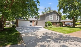 303 Oakfield Dr, Ballwin, MO 63021