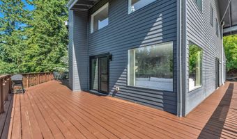 20333 S SWEETWOOD Ln, Oregon City, OR 97045