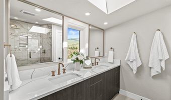 852 Oak St, Ashland, OR 97520