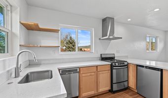 593 Crowson Rd, Ashland, OR 97520