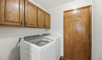 16820 Sheehan Rd, Basehor, KS 66007