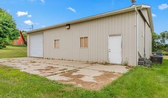 6051 Hough Rd, Almont, MI 48003