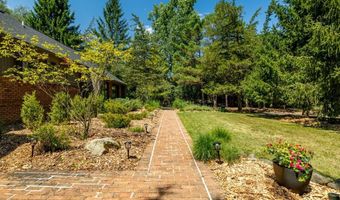 3447 River Pines Dr, Ann Arbor, MI 48103