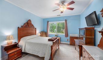 2 Muirfield Ct, Arden, NC 28704