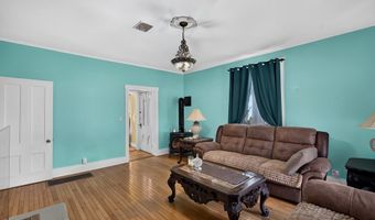 164 Pleasant St, Athol, MA 01331