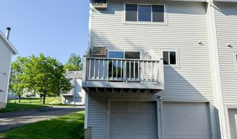 151 Shelter Rock Rd 17, Danbury, CT 06810