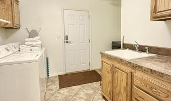 1411 Tokay Ave, Carlsbad, NM 88220