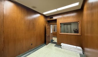 330 E College, Batesville, AR 72501