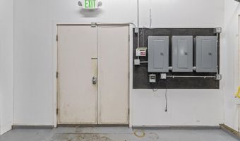 823 Washington St N, Auburn, ME 04210