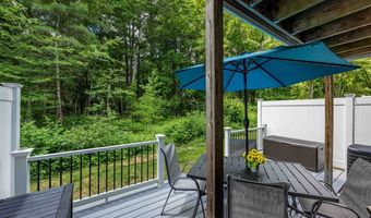 121 Twin Brook Ln 121, Bellingham, MA 02019