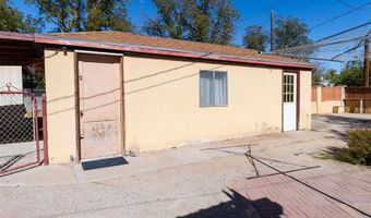 412 S Lake St, Carlsbad, NM 88220