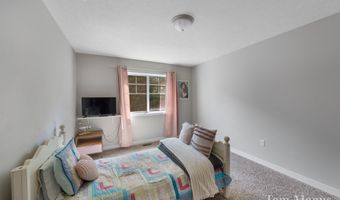 8471 45th St SE, Ada, MI 49301