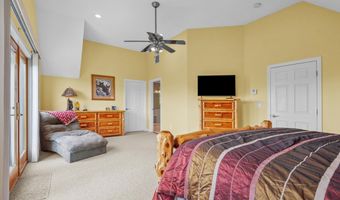 53 Ammonoosuc Dr, Bartlett, NH 03812