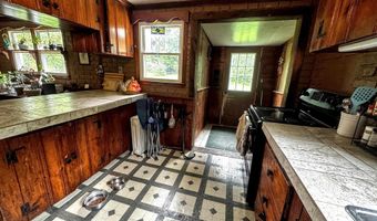 118 Foster Dr, Bennington, VT 05201