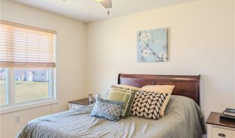 27 Streamview Dr, Cumberland, RI 02864