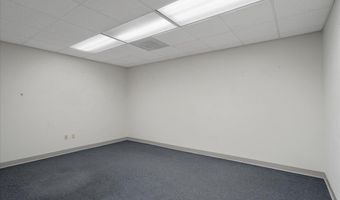 1013 E LINCOLNWAY, Cheyenne, WY 82001