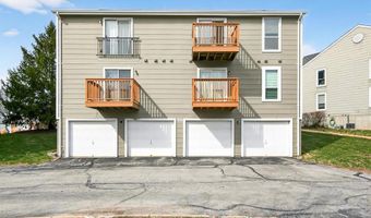 1327 Holgate Dr C, Ballwin, MO 63021